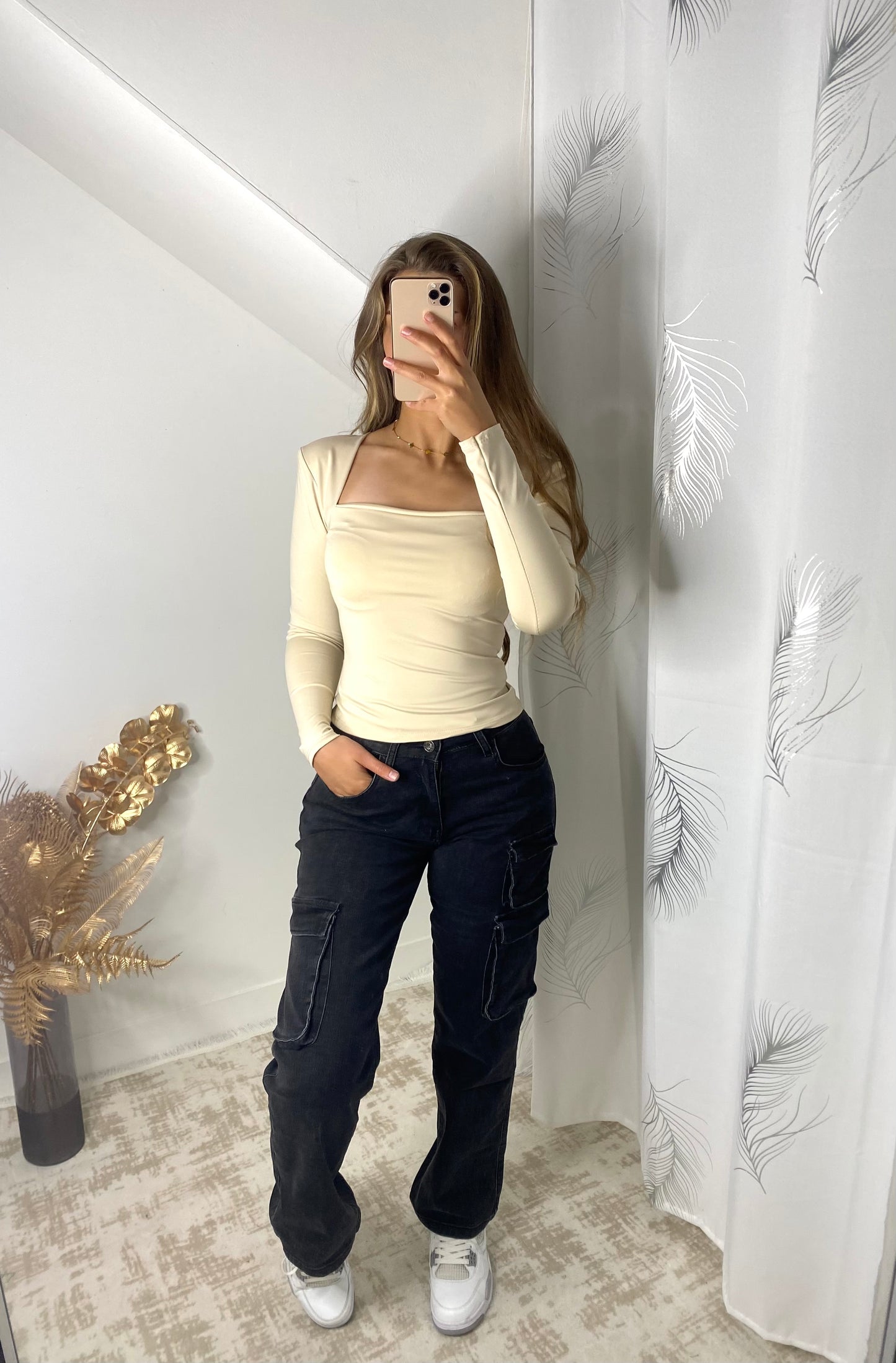 Haut carré beige